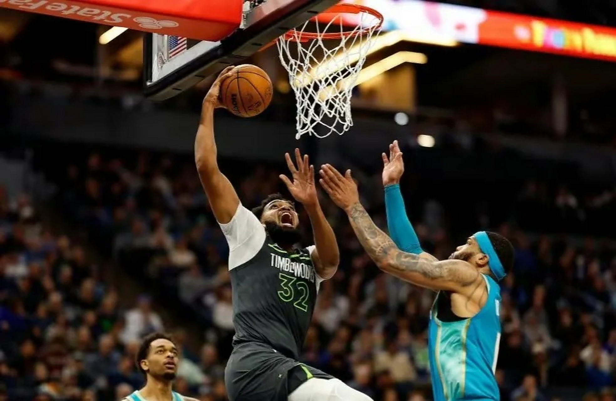 熊猫体育下载-黄蜂大胜国王，唐斯砍下30+分的简单介绍