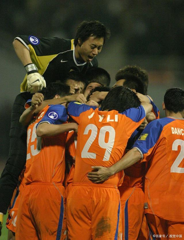 熊猫体育下载-南安普顿重回胜利轨道，全取三分